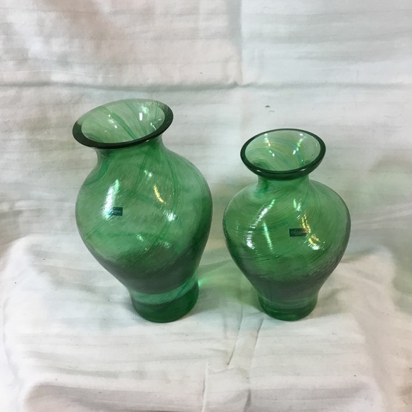 Hand crafted Scottish glass vases - Picture 1 of 4